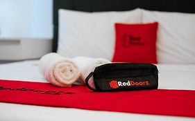 Reddoorz Near Mojokerto Train Station